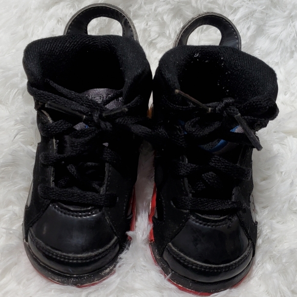 Jordan 6s Retro 6C - Picture 2 of 5